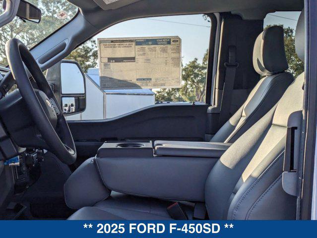 new 2025 Ford F-450 car, priced at $61,460