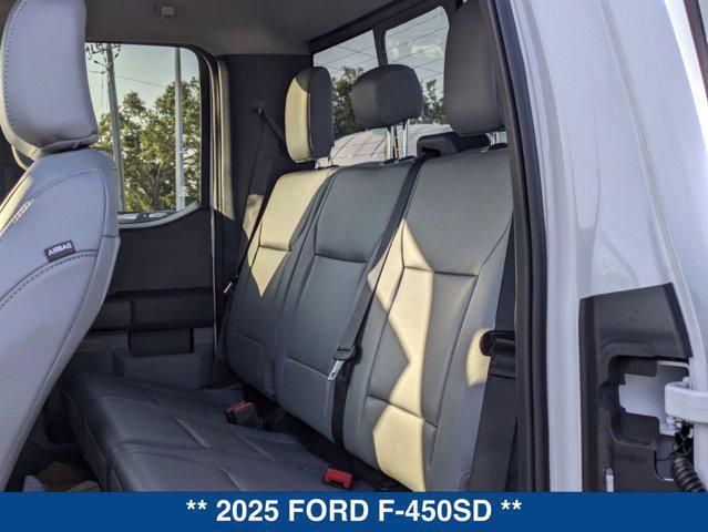 new 2025 Ford F-450 car, priced at $61,460