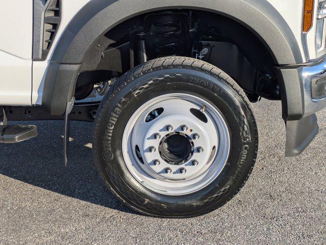 new 2025 Ford F-450 car, priced at $61,460