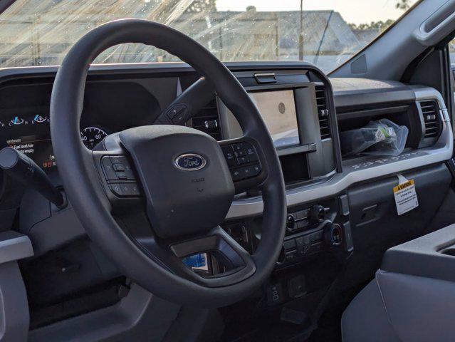 new 2025 Ford F-450 car, priced at $61,460