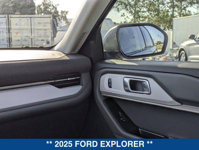 new 2025 Ford Explorer car, priced at $38,544