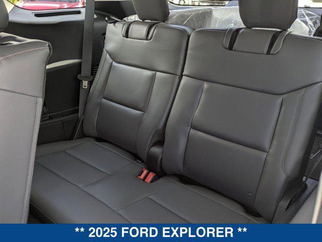 new 2025 Ford Explorer car, priced at $43,425