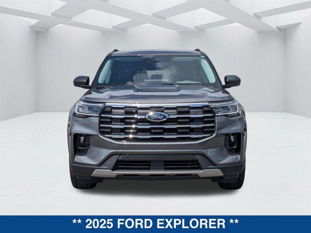 new 2025 Ford Explorer car, priced at $43,425