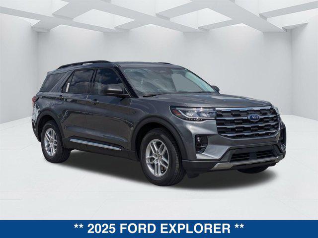new 2025 Ford Explorer car, priced at $43,425