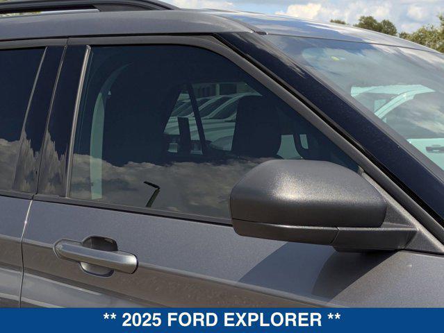 new 2025 Ford Explorer car, priced at $43,425