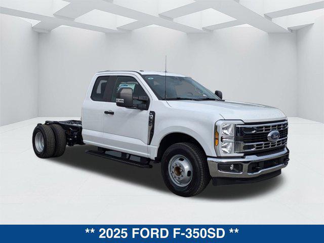 new 2025 Ford F-350 car, priced at $56,405
