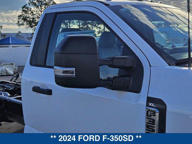 new 2024 Ford F-350 car, priced at $56,435