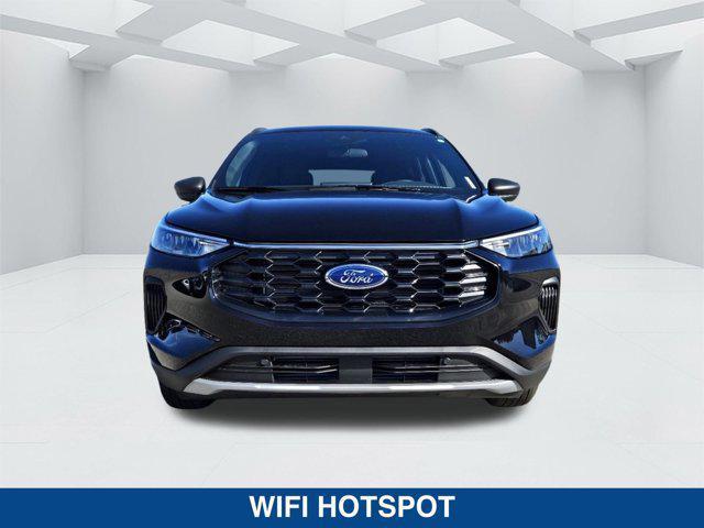 new 2025 Ford Escape car, priced at $30,635