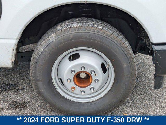 new 2024 Ford F-350 car, priced at $58,594