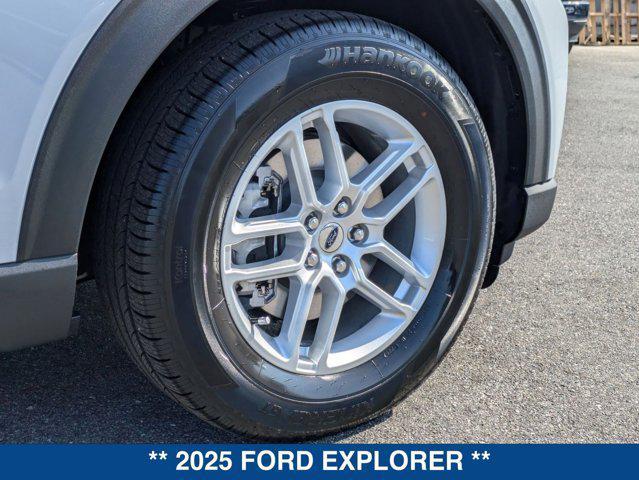 new 2025 Ford Explorer car, priced at $38,544