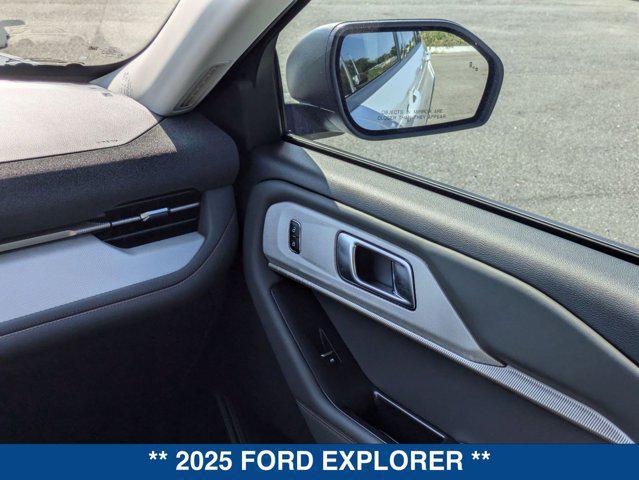 new 2025 Ford Explorer car, priced at $38,544