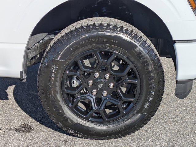 new 2025 Ford F-150 car, priced at $45,261