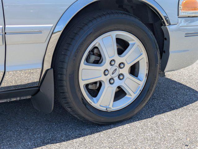 used 2003 Ford Crown Victoria car, priced at $8,997