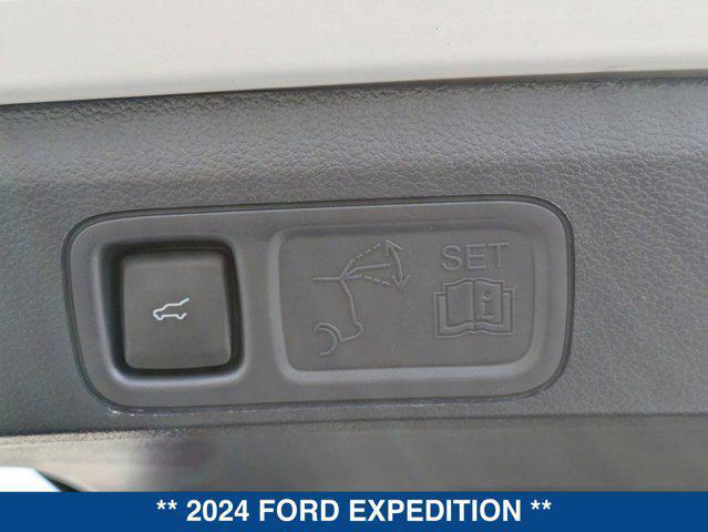 new 2024 Ford Expedition car, priced at $58,625