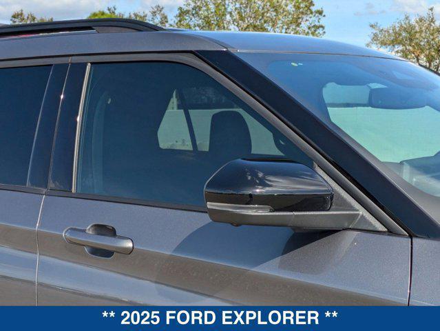 new 2025 Ford Explorer car, priced at $59,295