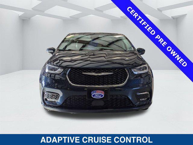 used 2023 Chrysler Pacifica Hybrid car, priced at $27,900
