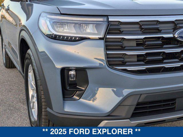 new 2025 Ford Explorer car, priced at $43,705