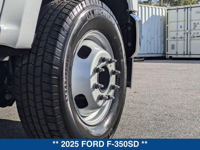 new 2025 Ford F-350 car, priced at $54,185