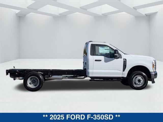 new 2025 Ford F-350 car, priced at $54,185