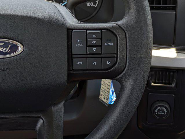 new 2025 Ford F-250 car, priced at $45,325