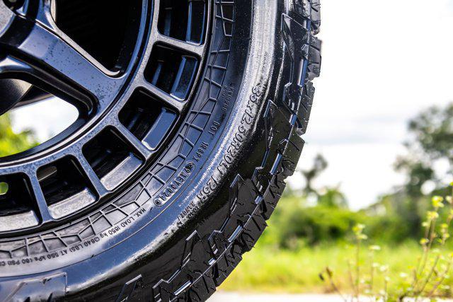 new 2025 Ford Bronco car, priced at $59,707
