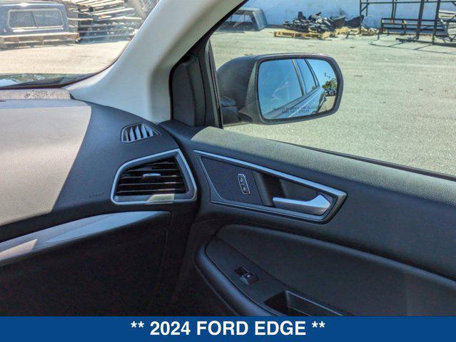 new 2024 Ford Edge car, priced at $32,555