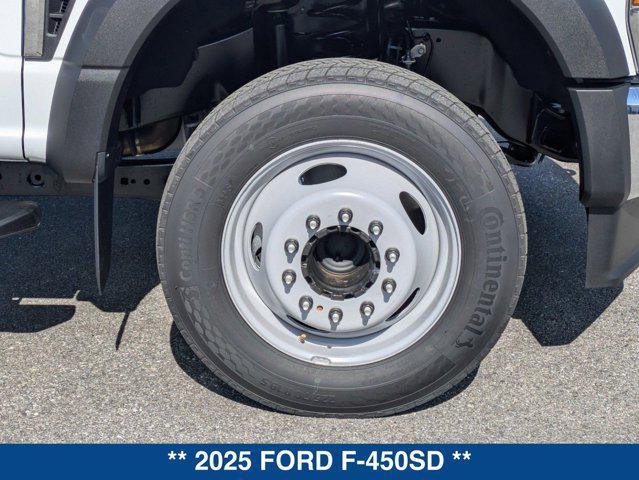new 2025 Ford F-450 car, priced at $60,115