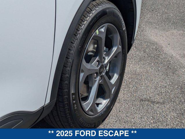 new 2025 Ford Escape car, priced at $29,550
