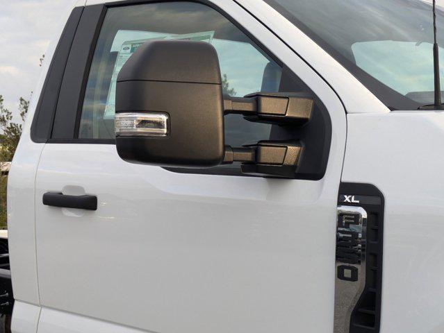 new 2025 Ford F-350 car, priced at $53,990