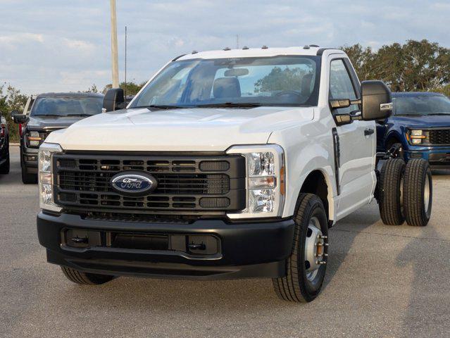 new 2025 Ford F-350 car, priced at $53,990