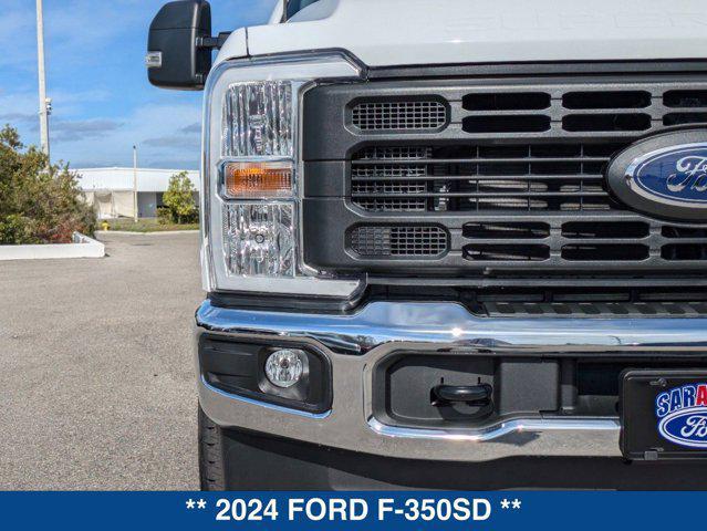 new 2024 Ford F-350 car, priced at $65,940