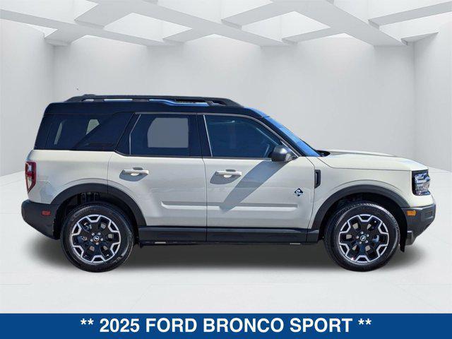 new 2025 Ford Bronco Sport car, priced at $37,470
