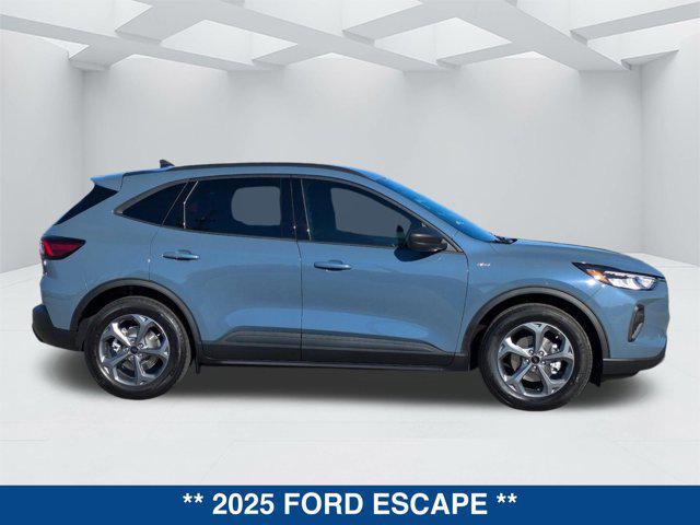 new 2025 Ford Escape car, priced at $30,635