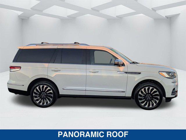 used 2022 Lincoln Navigator car, priced at $61,997