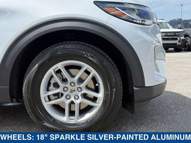 new 2025 Ford Explorer car, priced at $39,905