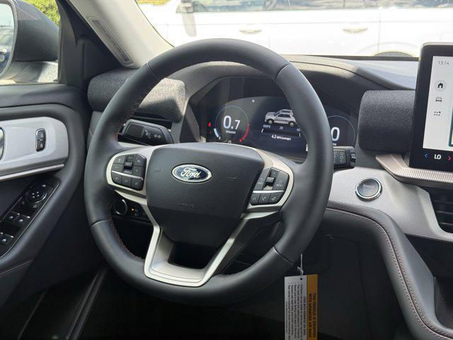 new 2025 Ford Explorer car, priced at $39,905