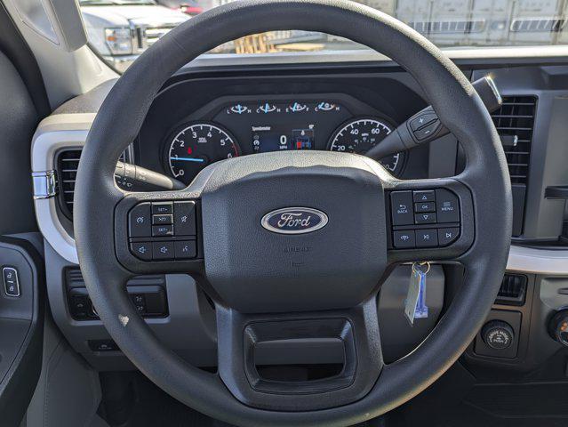 new 2025 Ford F-250 car, priced at $45,325