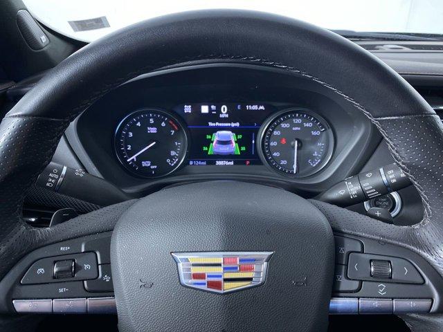 used 2022 Cadillac XT4 car, priced at $31,990