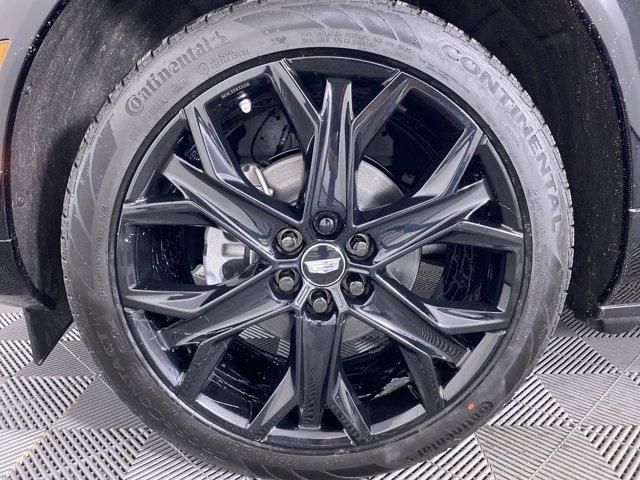 new 2025 Cadillac OPTIQ car, priced at $51,884