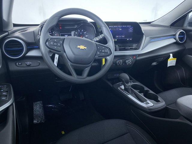 new 2025 Chevrolet Trax car, priced at $23,934