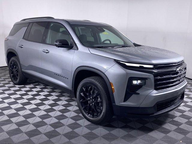 new 2025 Chevrolet Traverse car, priced at $48,505