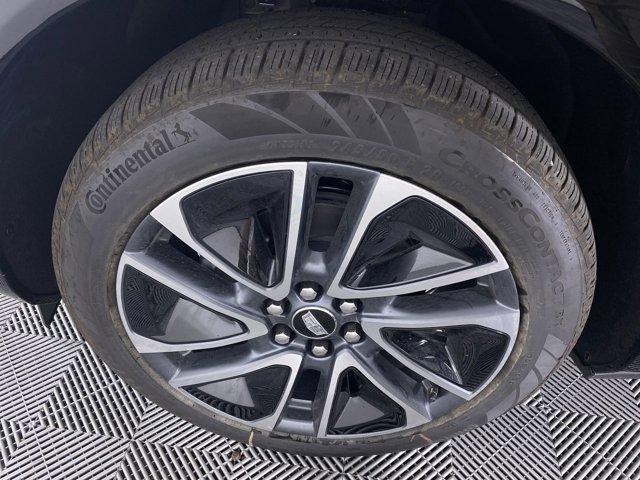 new 2025 Cadillac OPTIQ car, priced at $53,759