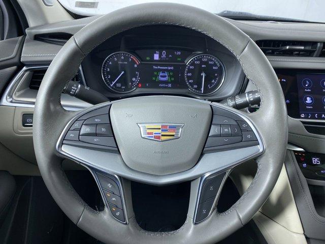 used 2022 Cadillac XT5 car, priced at $33,990