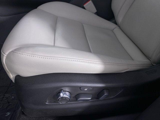 used 2022 Cadillac XT4 car, priced at $31,990
