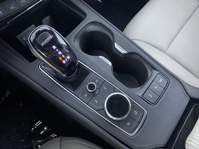 used 2022 Cadillac XT4 car, priced at $31,990