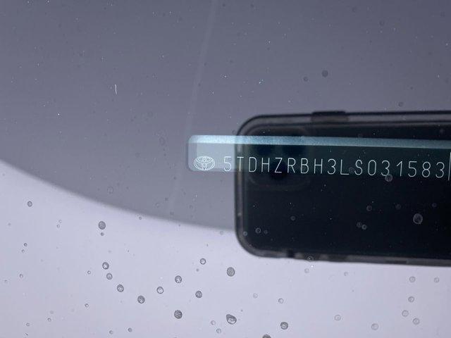 used 2020 Toyota Highlander car, priced at $31,990