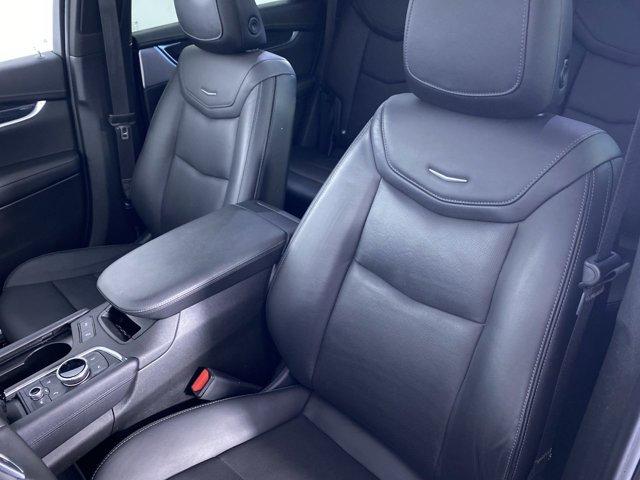 used 2022 Cadillac XT5 car, priced at $35,490