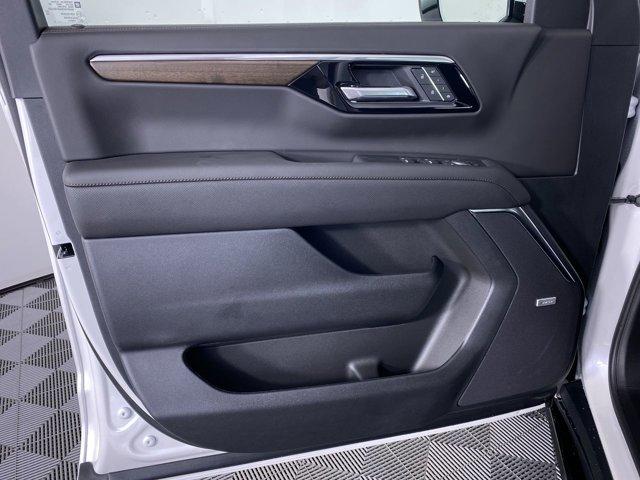 new 2025 Chevrolet Suburban car, priced at $95,344
