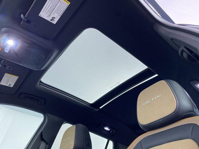 new 2025 Chevrolet Equinox car, priced at $33,415