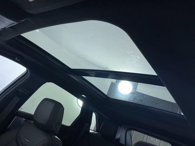 used 2024 Cadillac XT5 car, priced at $47,990